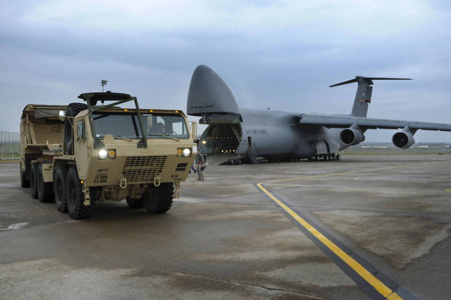 Missile Patriot en cours de déploiement sur la base d'Incirlik en 2012 (© US Army Europe)